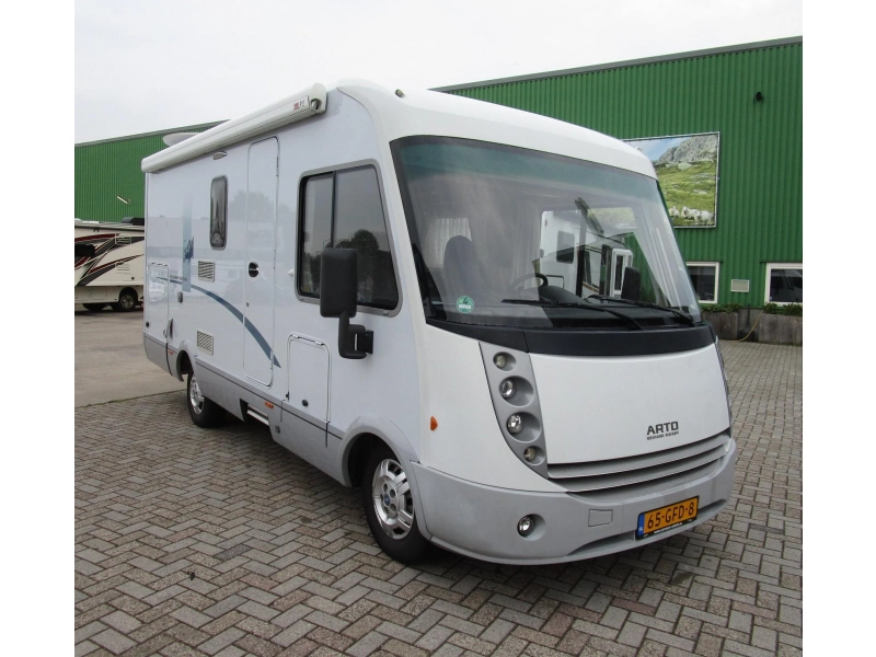 Niesmann+Bischoff Arto 64 GL zeer complete camper