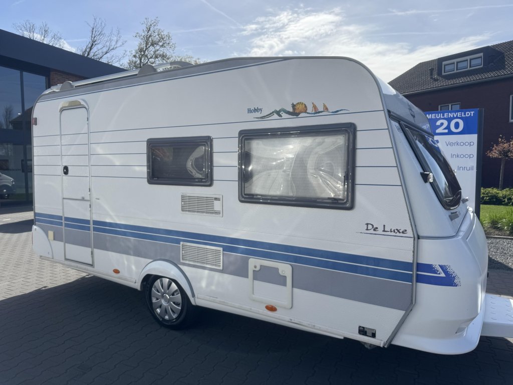 Hobby De Luxe 440 SF