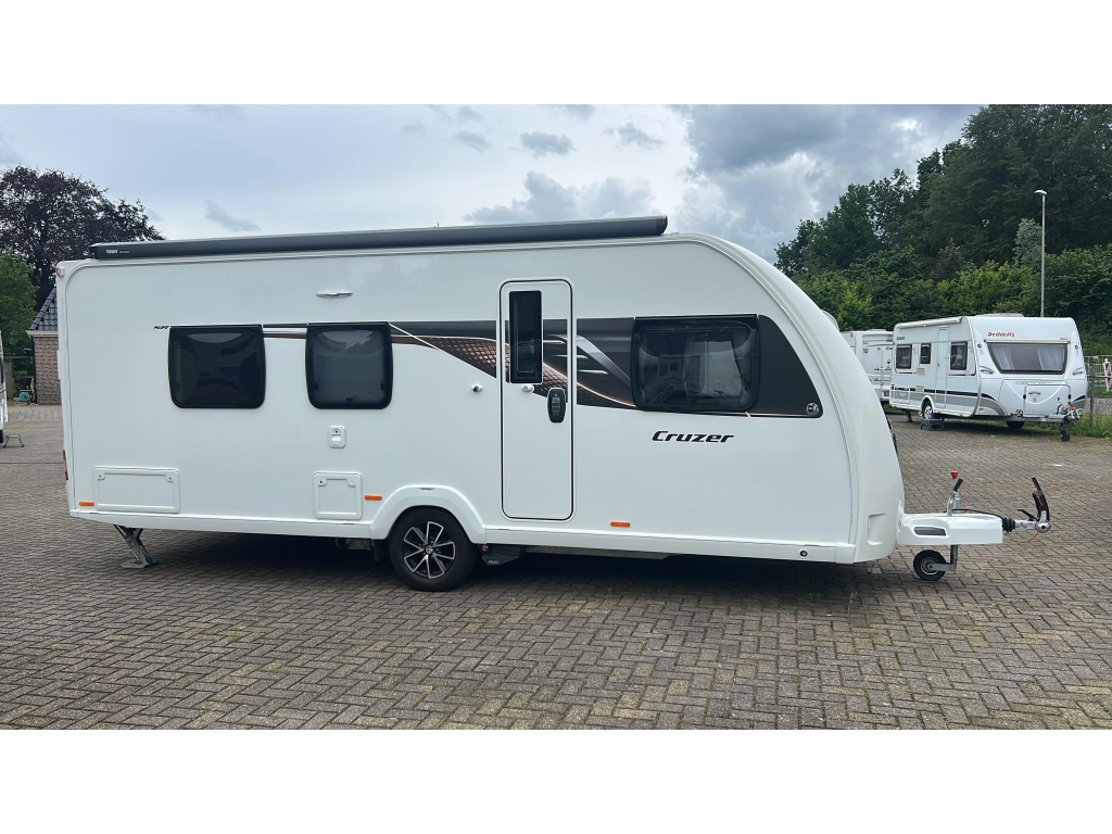Sprite Cruzer 520 SR Queensbed Mover Dakairco