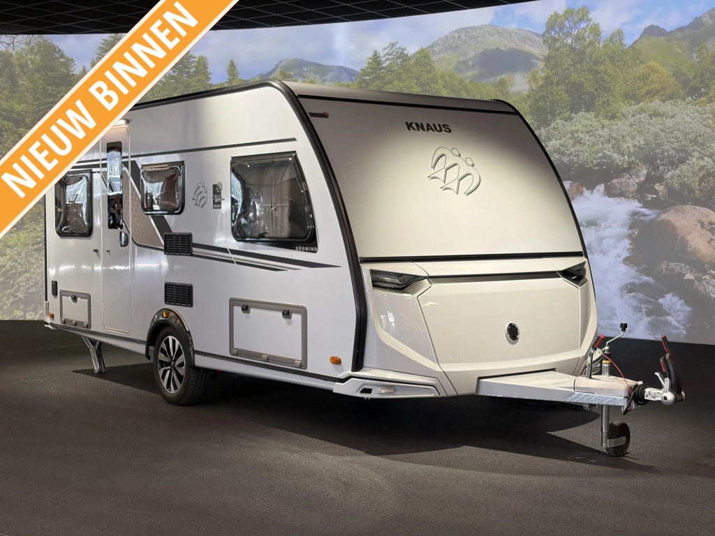 Knaus Sudwind Black Selection 460 EU enkele bedden / dinette