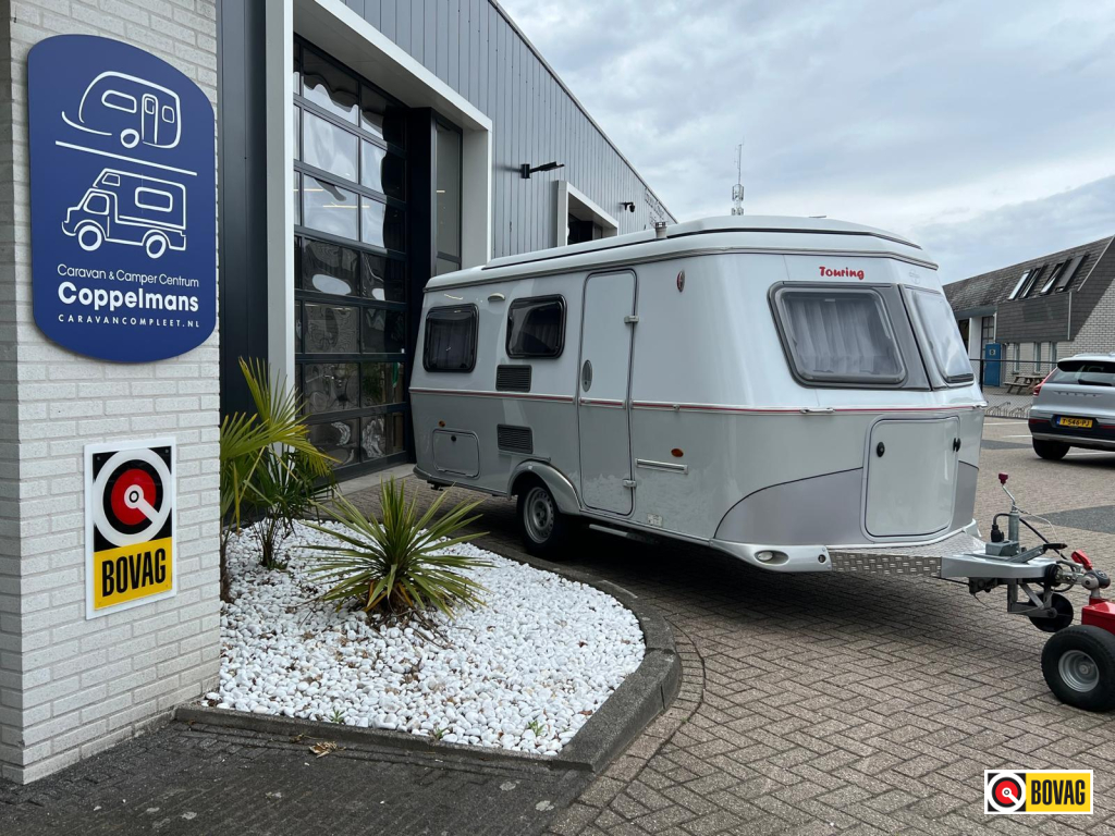 Eriba Touring 550 topstaat, luifel