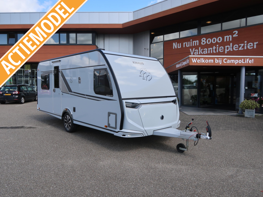 Knaus Sudwind Black Selection 500 FU  RONDZIT FRANS BED