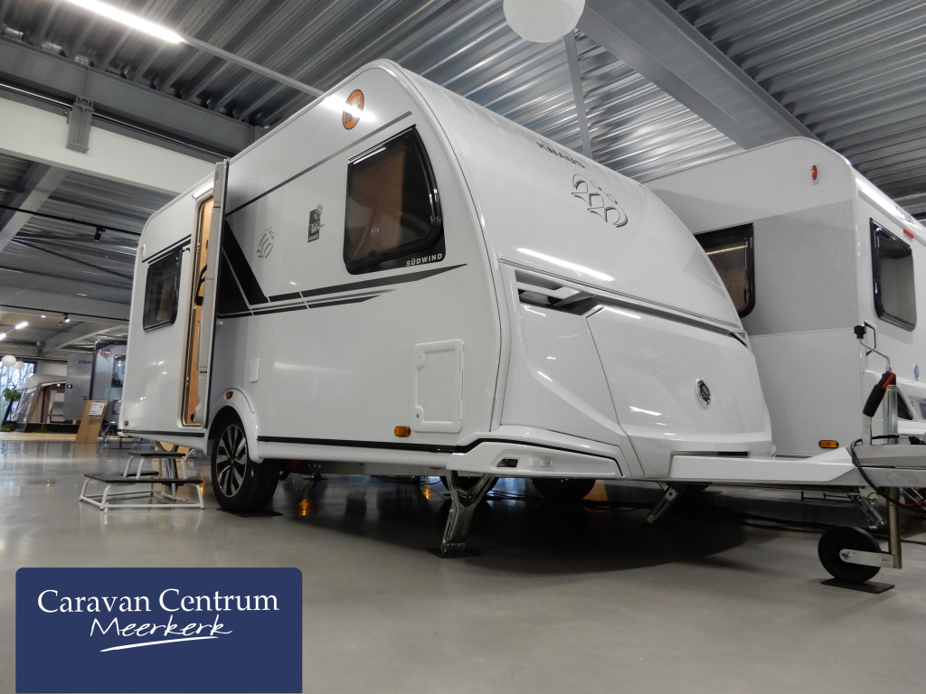 Knaus Sudwind Black Selection 450 FU VOORDEELPAKKET