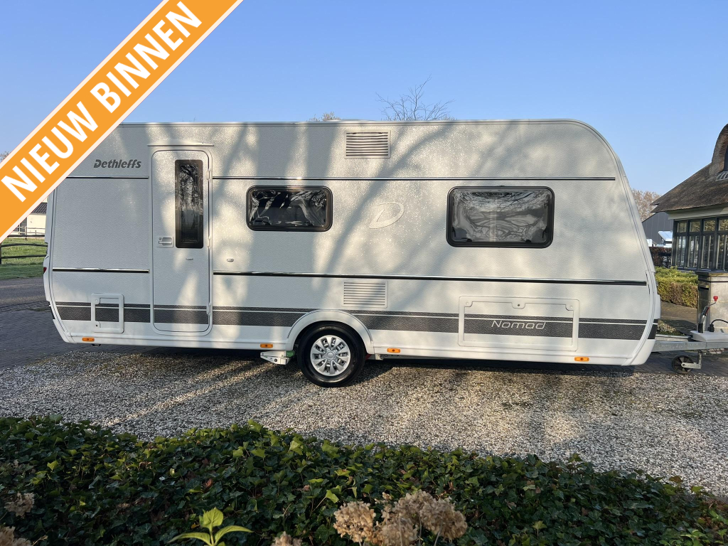 Dethleffs Nomad 490 EST *Mover*Airco*Voortent*