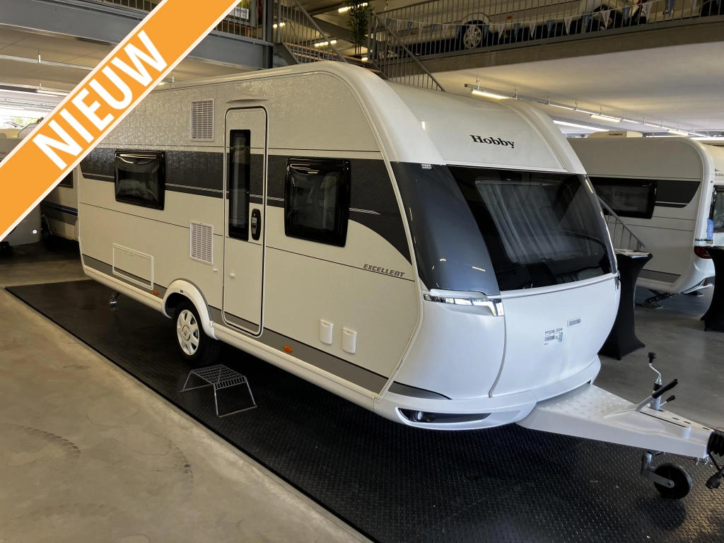 Hobby Excellent 540 WFU Gratis mover+Thule luifel