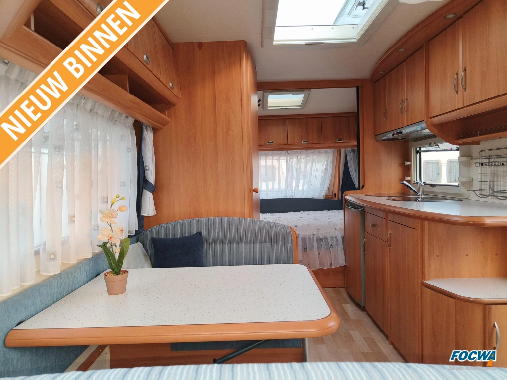 Hobby De luxe Easy 440 FS Mover Dwarsbed Zit Tent