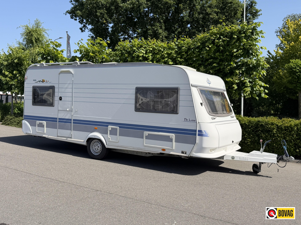 Hobby De Luxe 540 UFE Voortent,ruime caravan