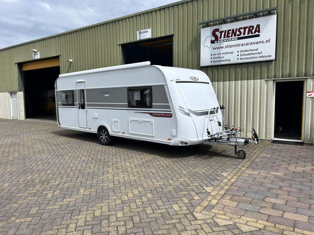 LMC Musica 520 E Enkel Bedden Mover Luifel