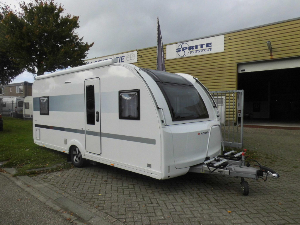 Adria Adora 522 UP Nieuwstaat! mover luifel!