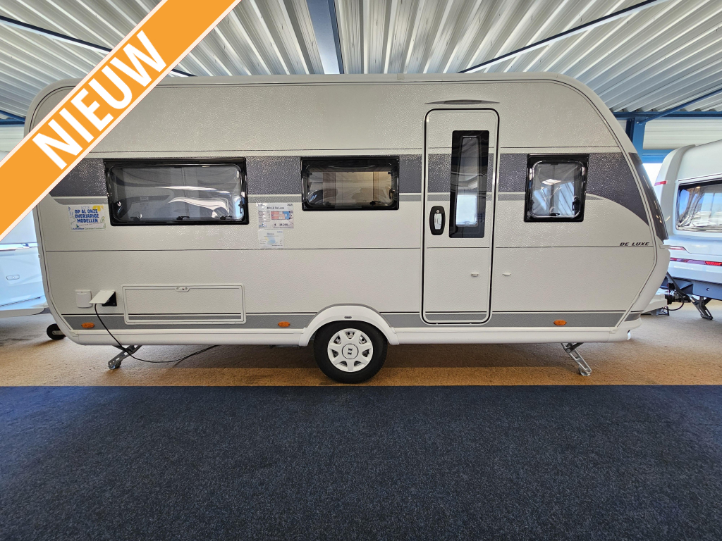 Hobby De Luxe 460 LU 1500KG/ BUITENSTOPCONTACT