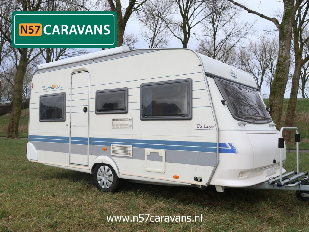 Hobby De Luxe 450 UF / Thule luifel