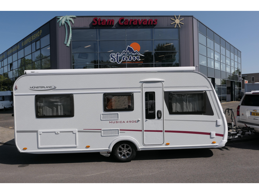 LMC Musica 490 E enk. bed, mover, luifel
