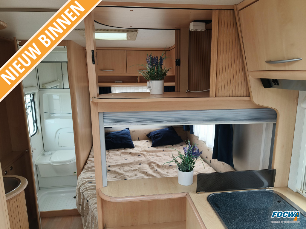 Chateau Calista Chalet 450 FHU Mover Fransbed Zit Luifel