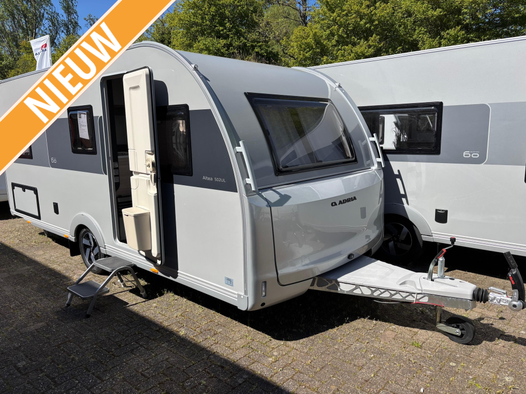 Adria Altea 502 UL 60 year met dakairco