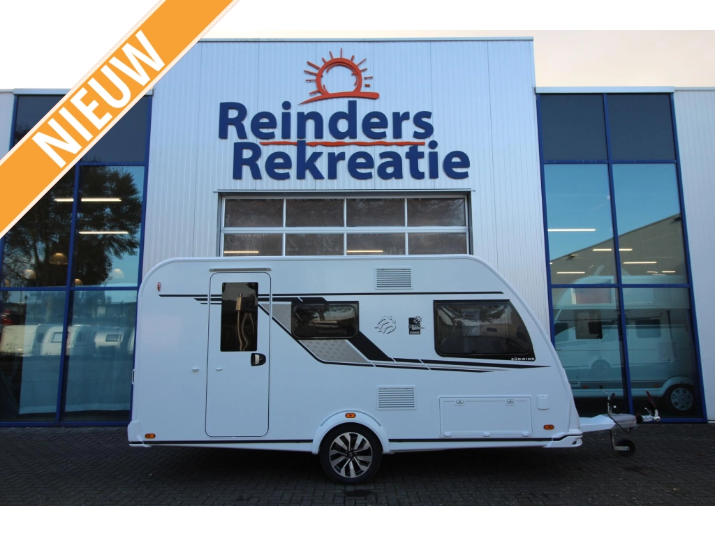 Knaus Sudwind Black Selection 420 QD Dwarsbed & Hoge koelkast!
