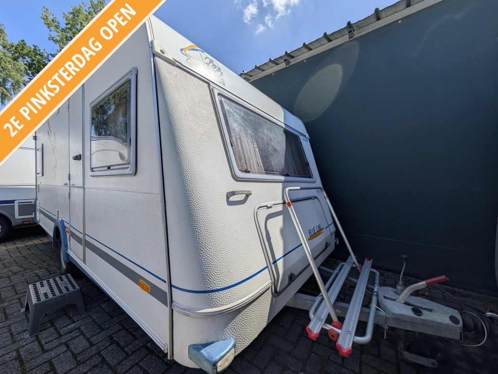Knaus Blue Line 450 TF zakluifel
