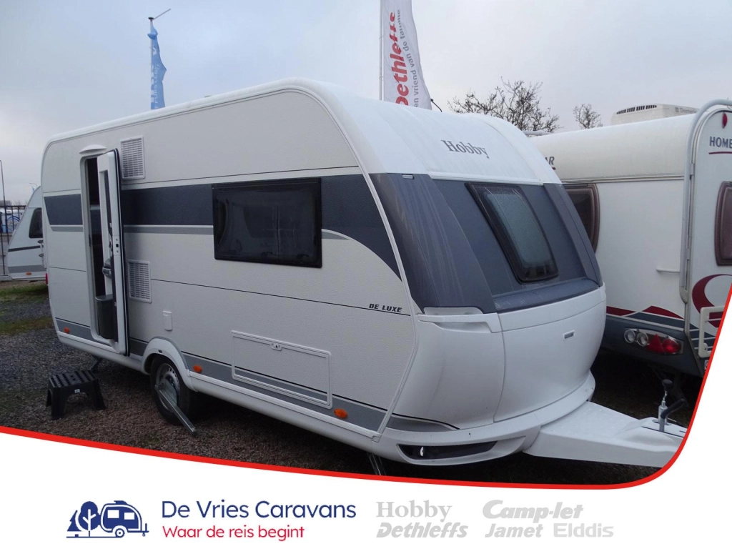 Hobby De Luxe 460 SL Aparte bedden, douche.