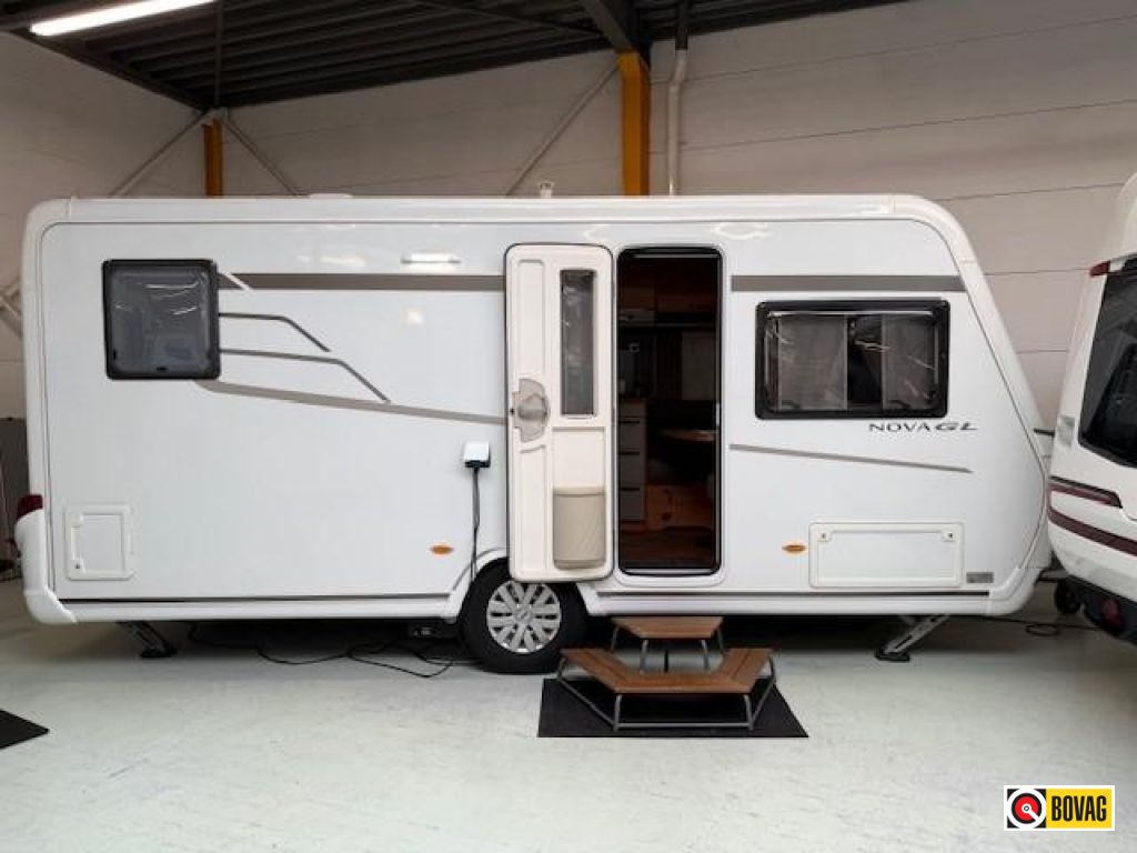 Eriba Nova GL 465