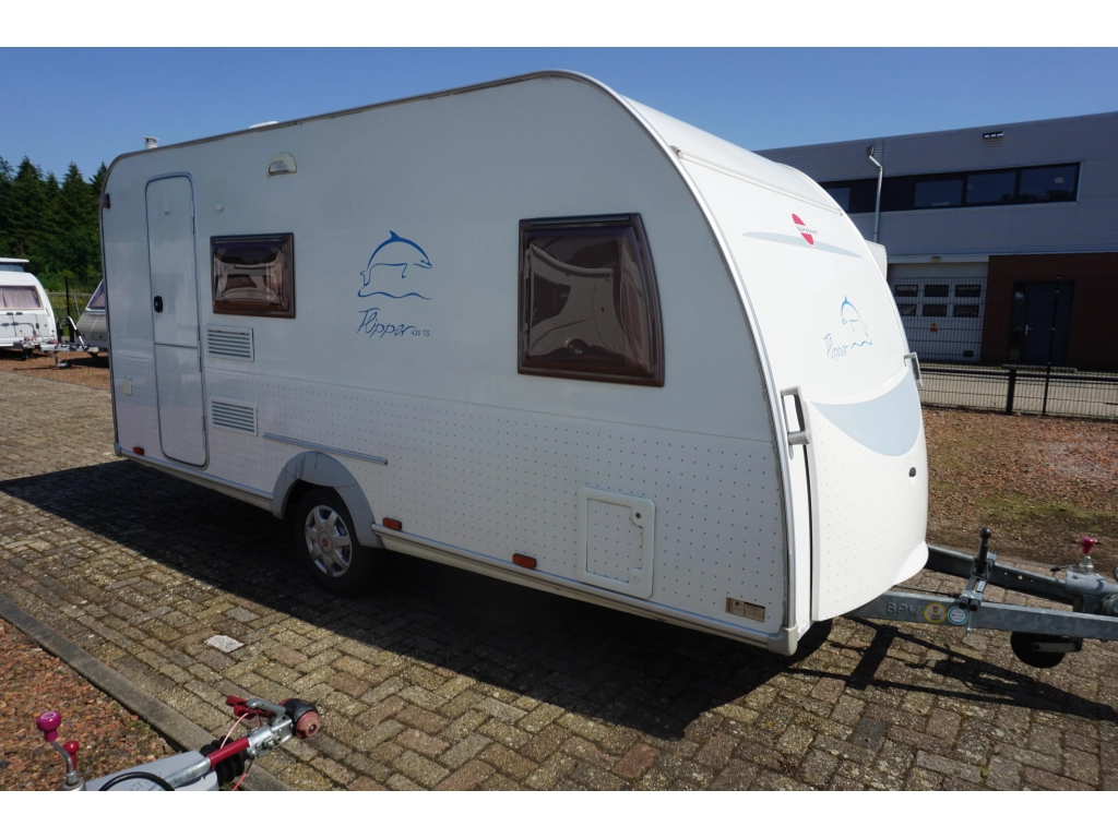 Bürstner Flipper 430 TS + voortent + fietsdrager