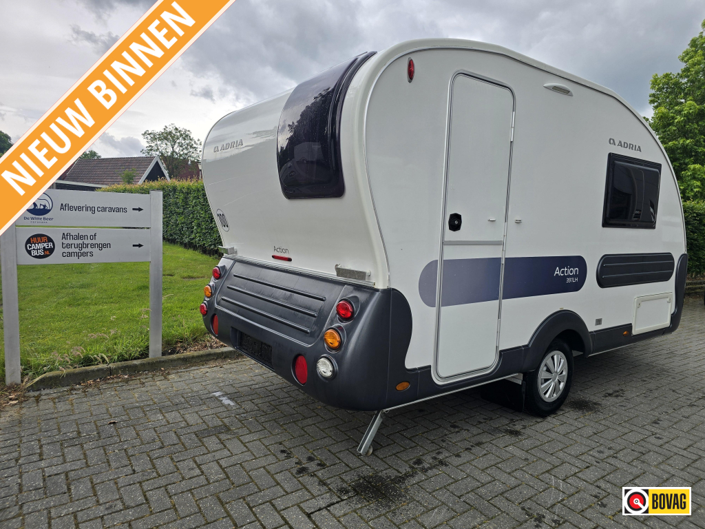 Adria Action 391 LH met luifel en fietsdr.