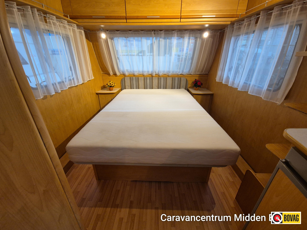 Sterckeman Evolution Comfort 460 CP Queensbed Mover