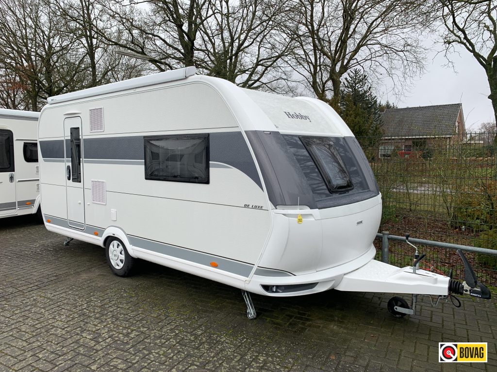 Hobby De Luxe 460 SFF Luifel/TV steun/1500kg