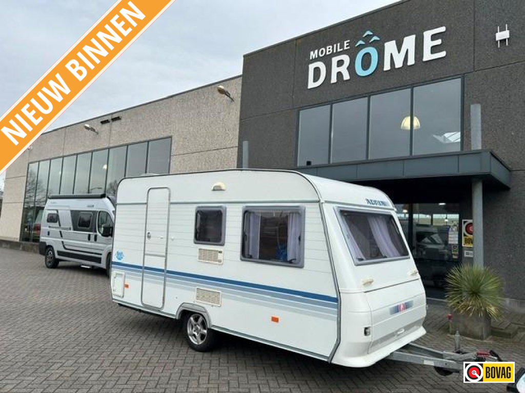 Adria Altea 390 DS Voortent+luifel