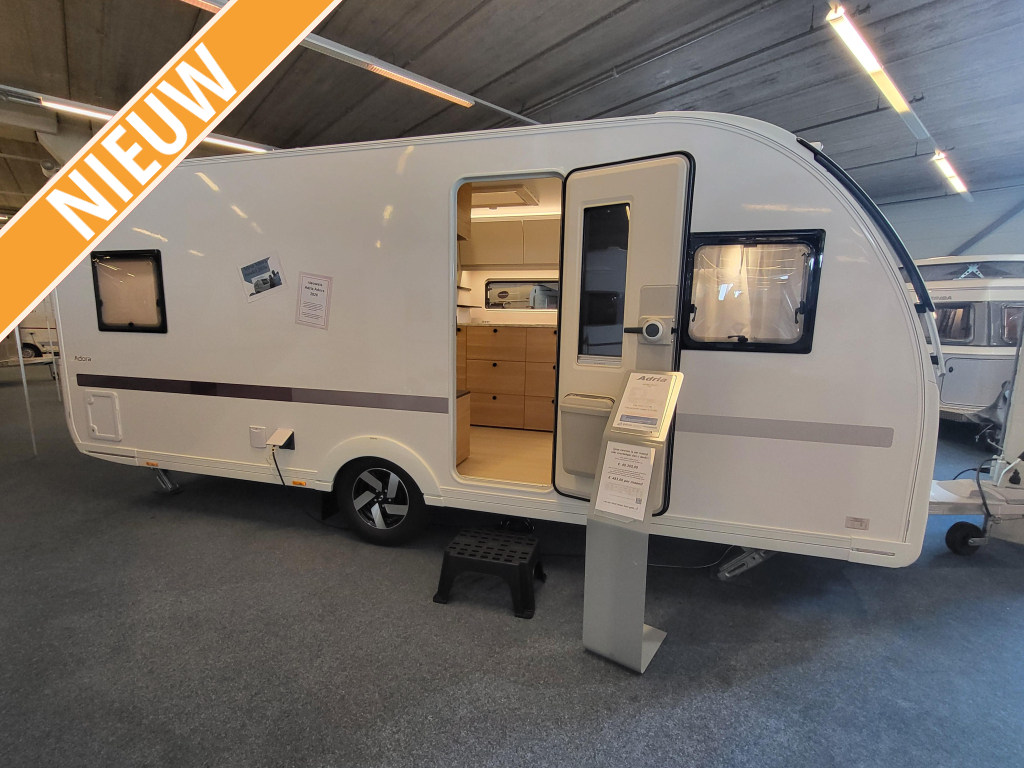 Adria Adora 522 UP nieuwste uitvoering