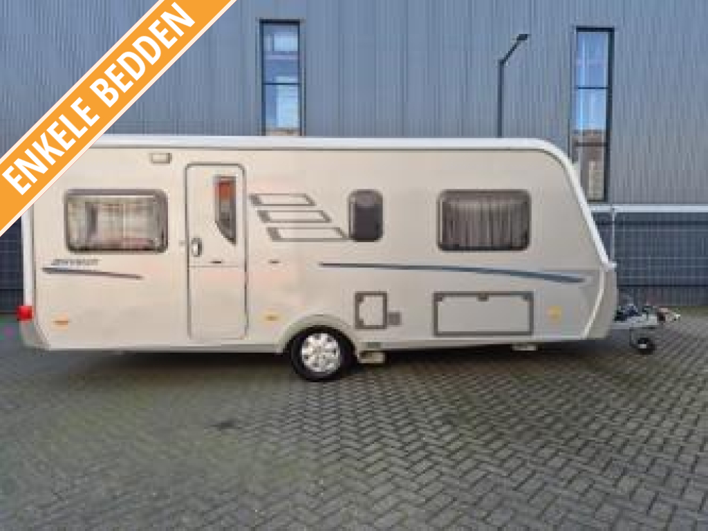 Eriba Nova GL 532 Mover - enkele bedden