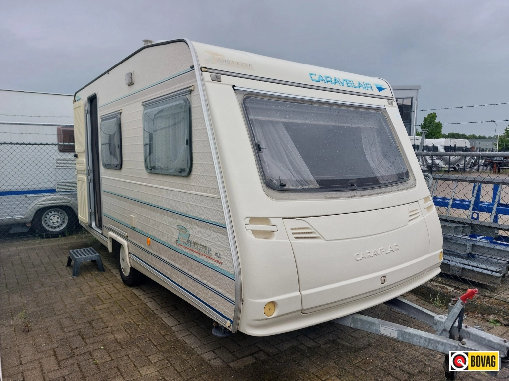 Caravelair Bamba de Luxe 416 1997 Voortent/Fietsenrek