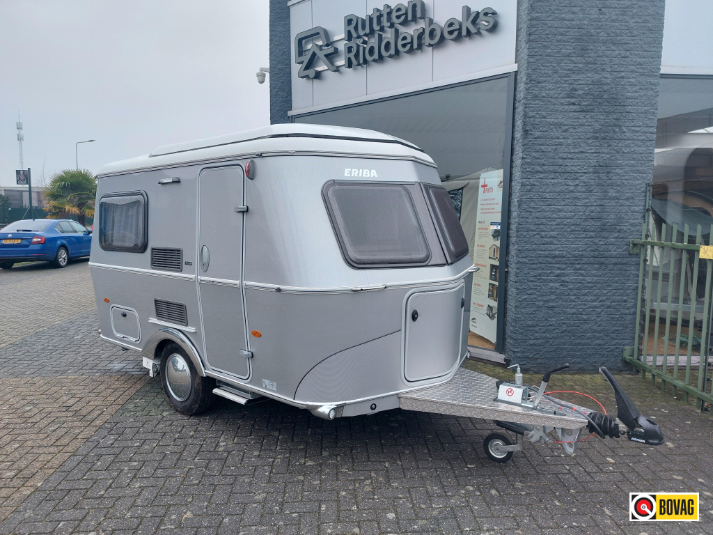Eriba Touring 320