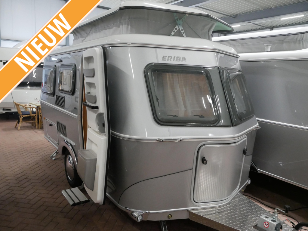 Eriba Touring 530 Gratis mover en luifel