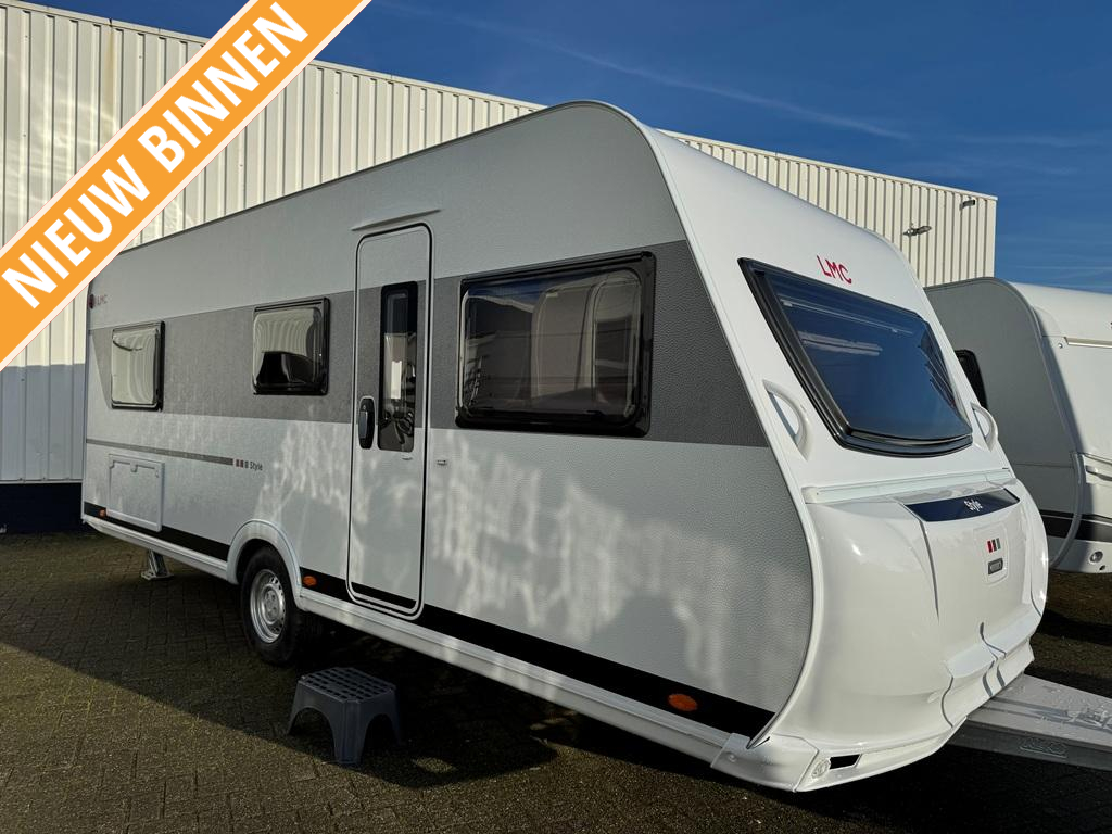 LMC Style 530 E € 2.500,- gratis opties!!