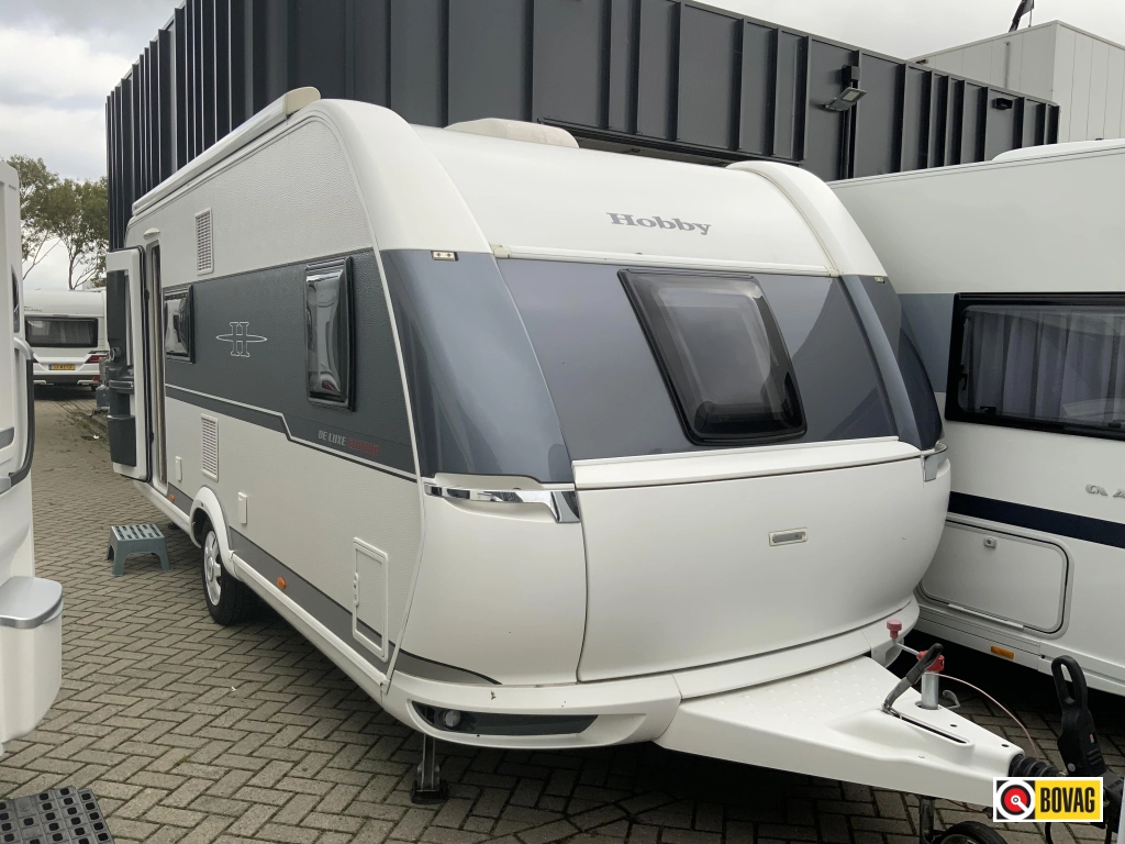 Hobby De Luxe Edition 560 KMFE