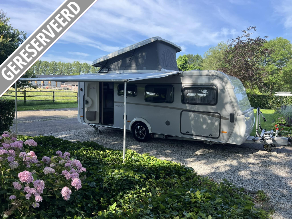 Eriba Feeling 515 met stapelbed en slaapdak