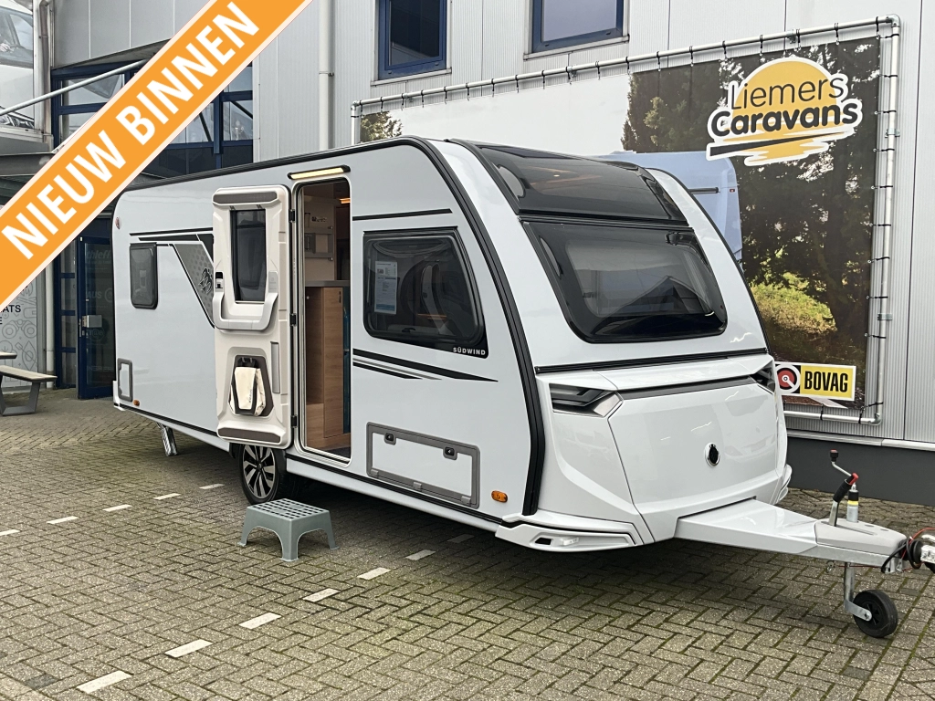 Knaus Sudwind Black Selection 500 UF VLOERVERW-PANORAMA RAAM