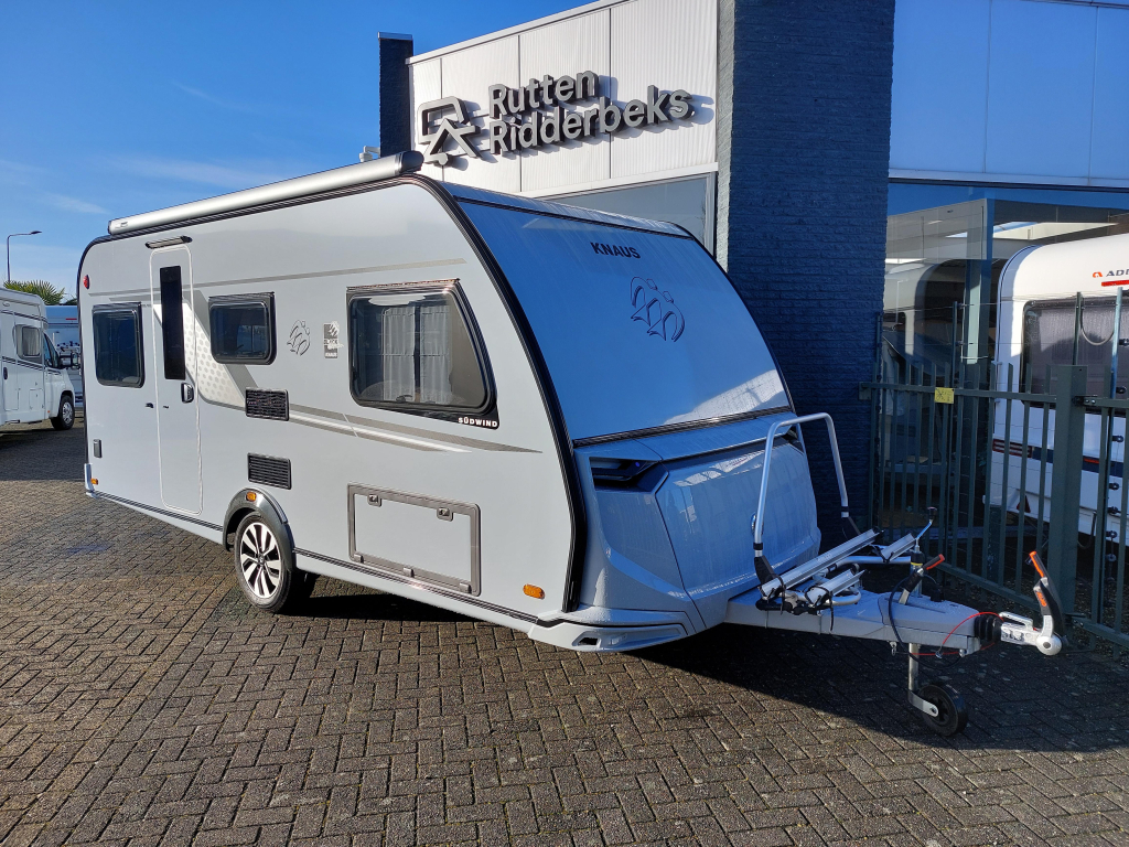 Knaus Sudwind 460 EU Black Selection