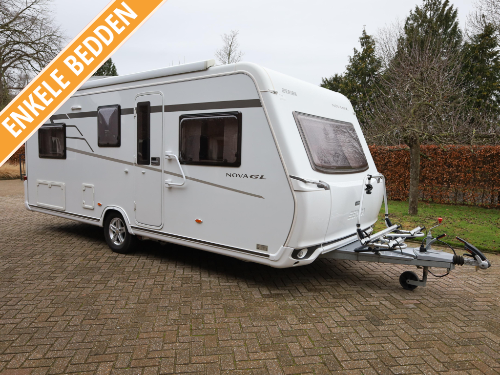Eriba Nova GL 541 cassetteluifel | mover