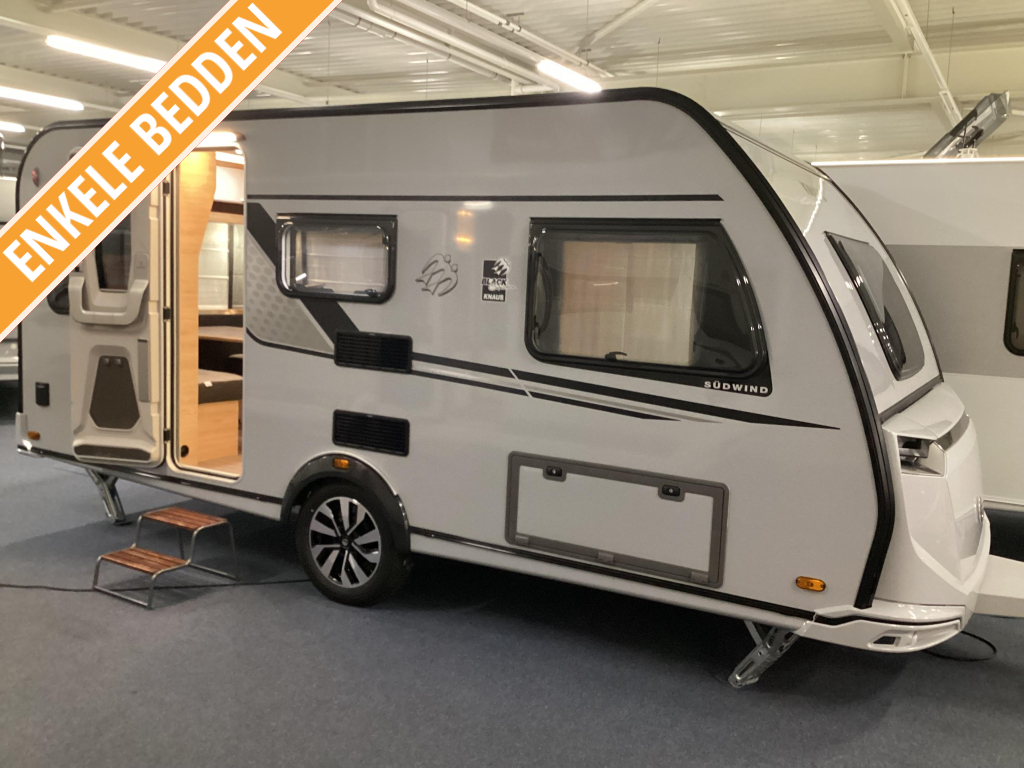 Knaus Sudwind Black Selection 460 EU