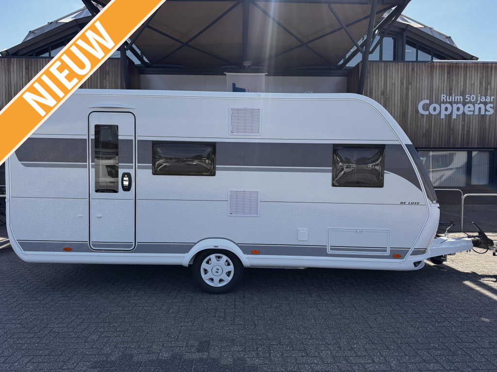 Hobby De Luxe 490 KMF 1750KG + LED SALE!