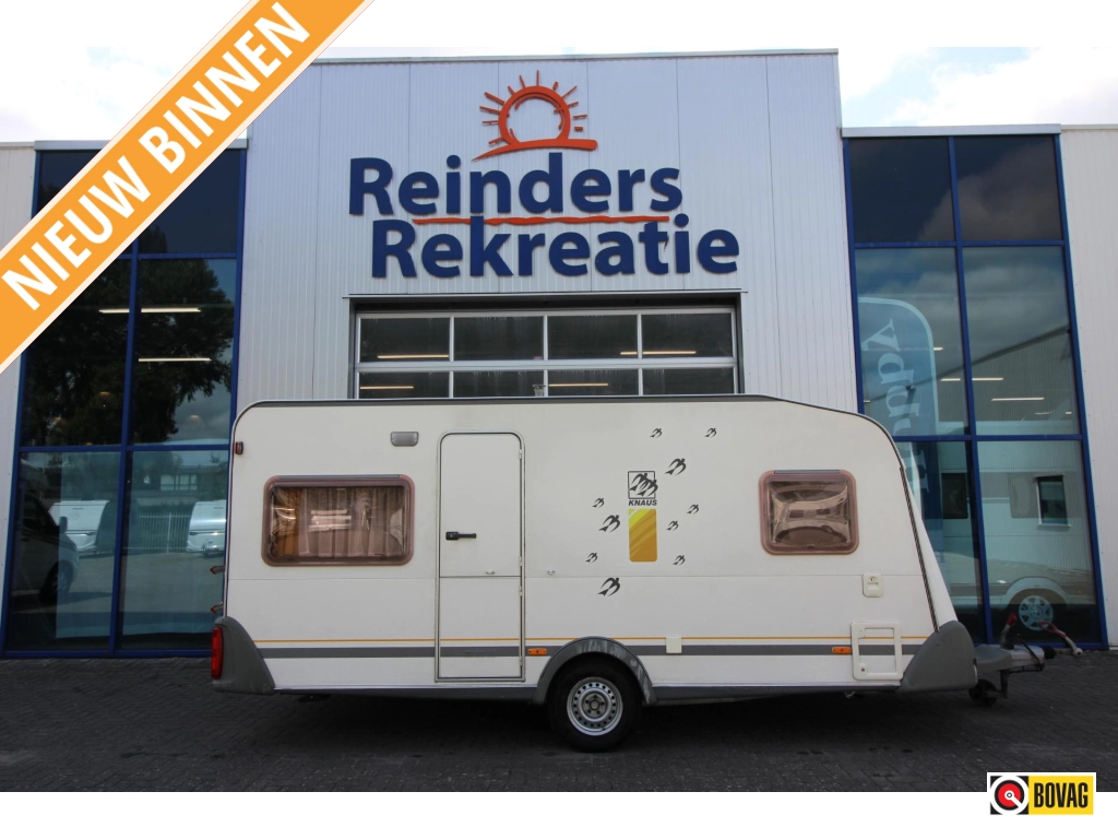 Knaus Sudwind 450 TUF Voortent, Fietsenrek,
