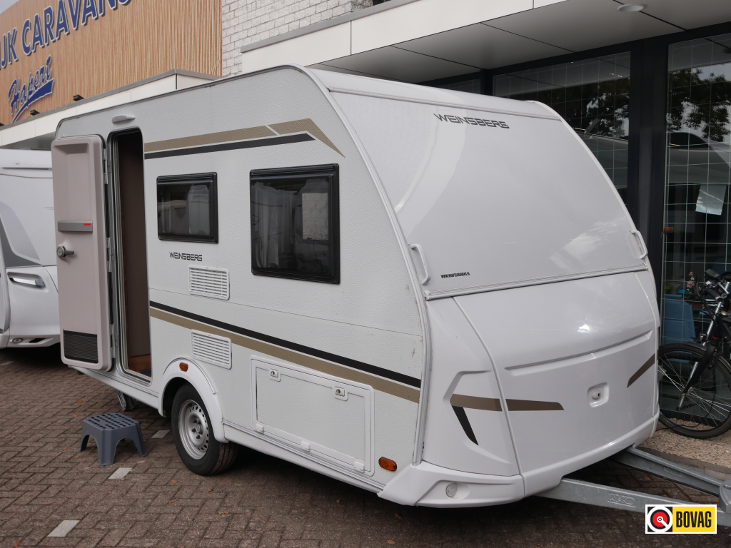 Weinsberg CaraOne 390 QD Incl. voortent