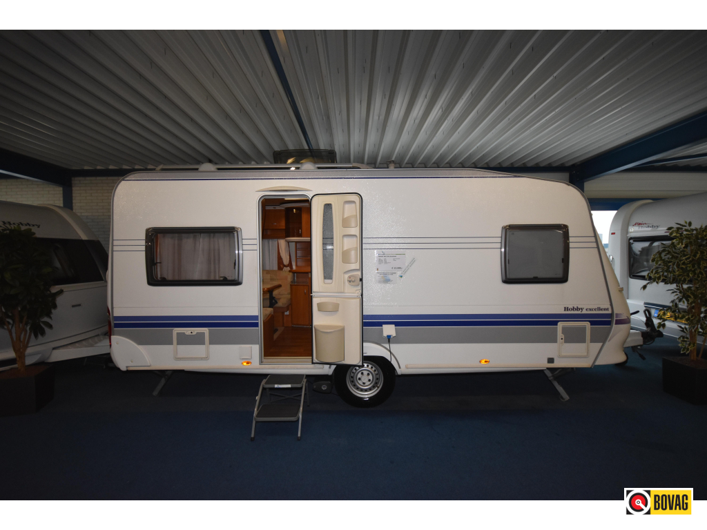 Hobby Excellent 495 UFE MOVER / TV BEUGEL