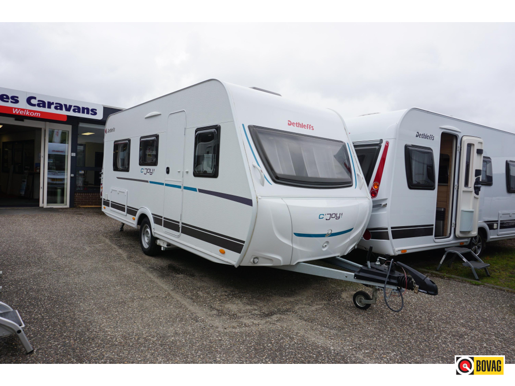 Dethleffs C'Joy 460 LE 2 bedden, mover, luifel
