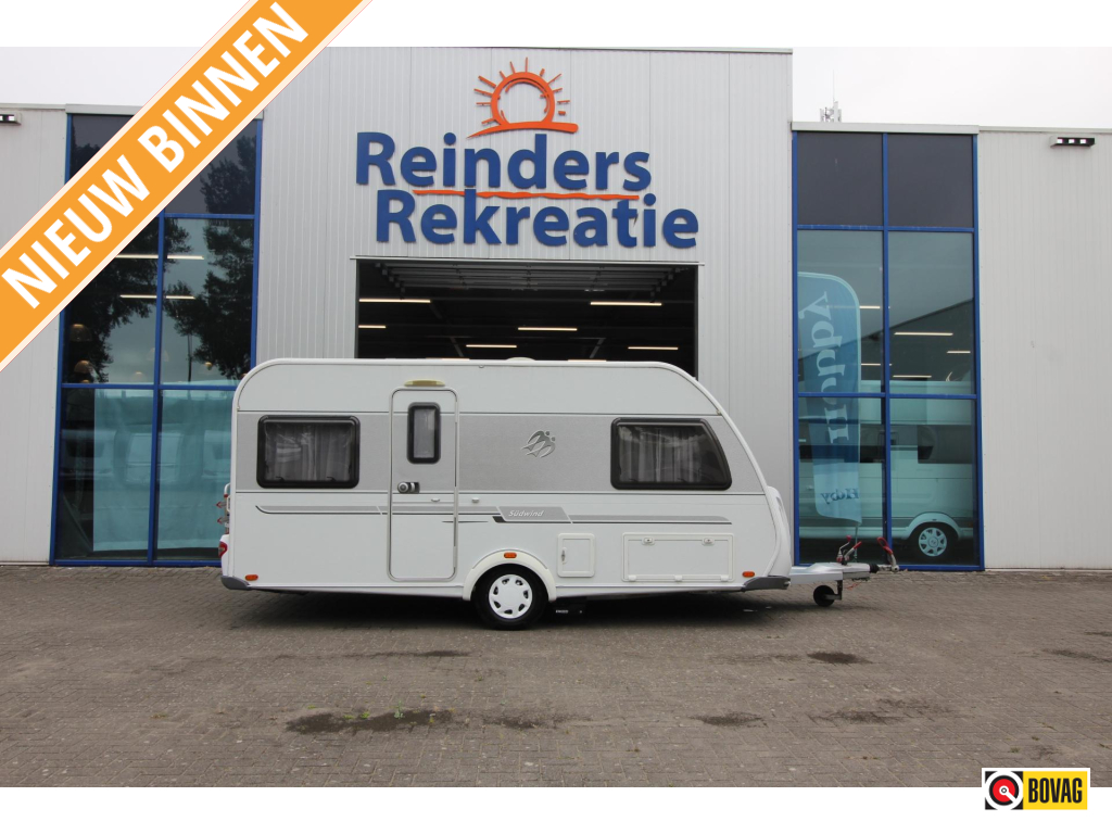 Knaus Sudwind 450 QU Mover,Voortent