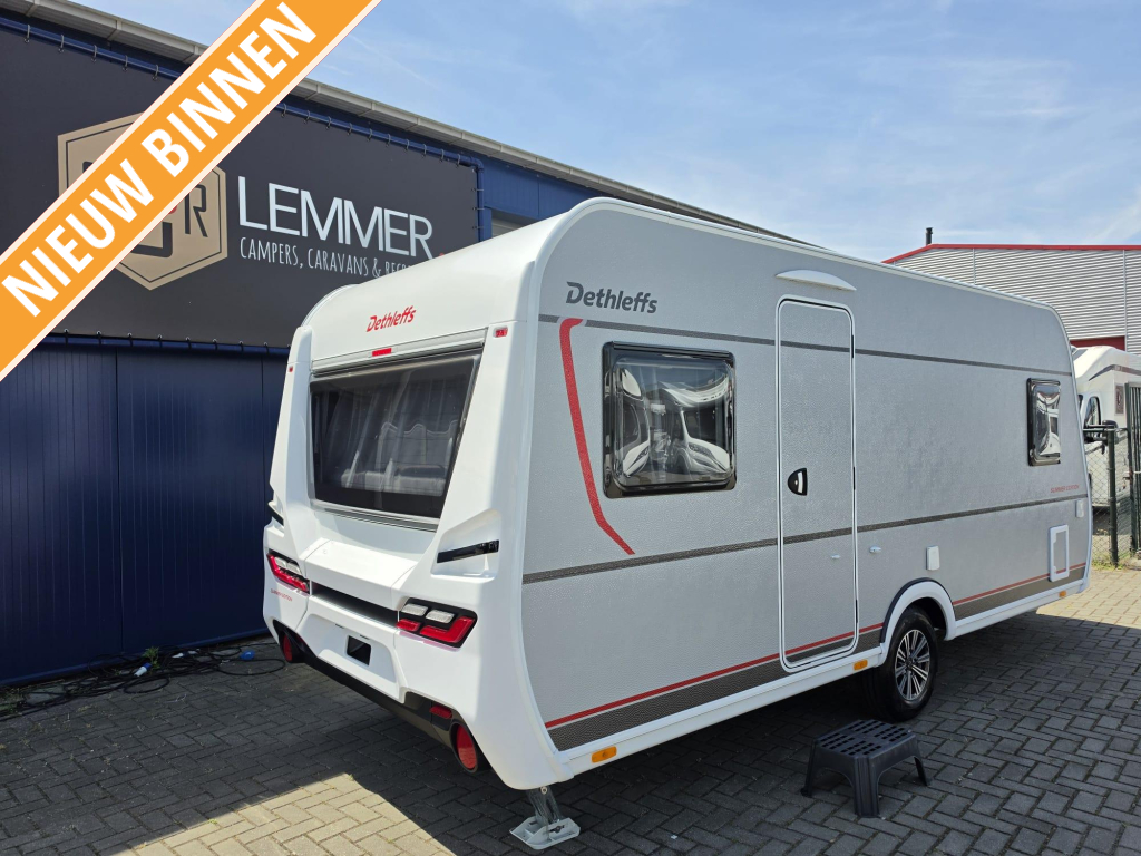 Dethleffs Summer Edition 470 FR Rondzit, Frans bed