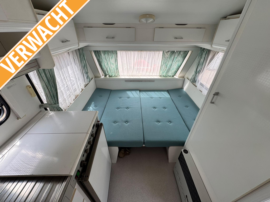 Kip De Luxe 35 + mover + luifel