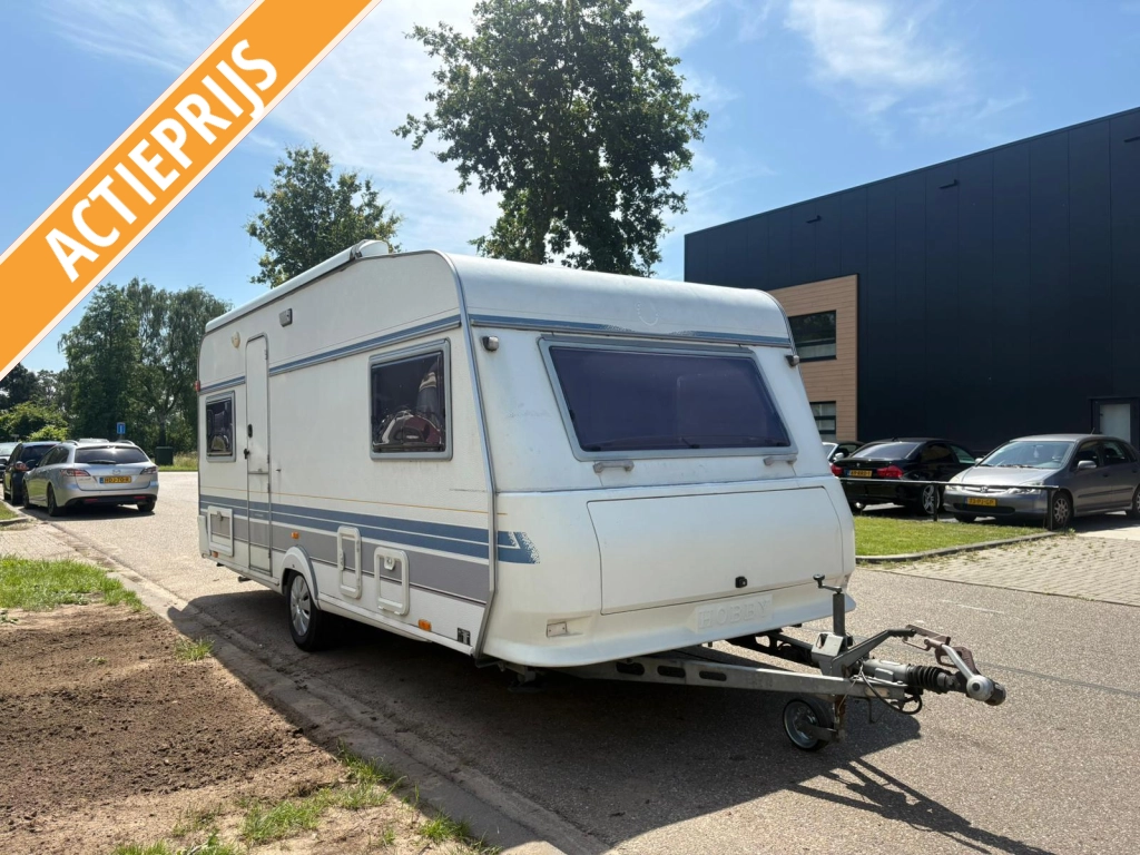 Hobby De Luxe 495 KMF