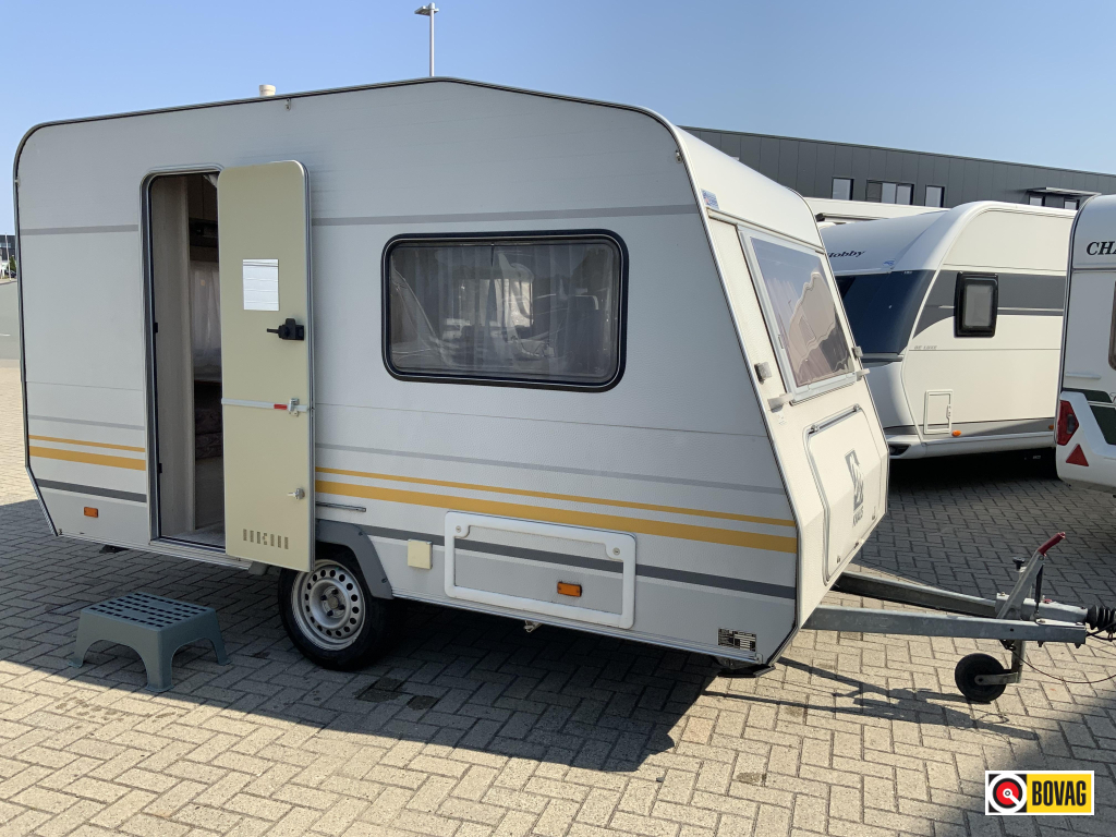 Knaus Country 350