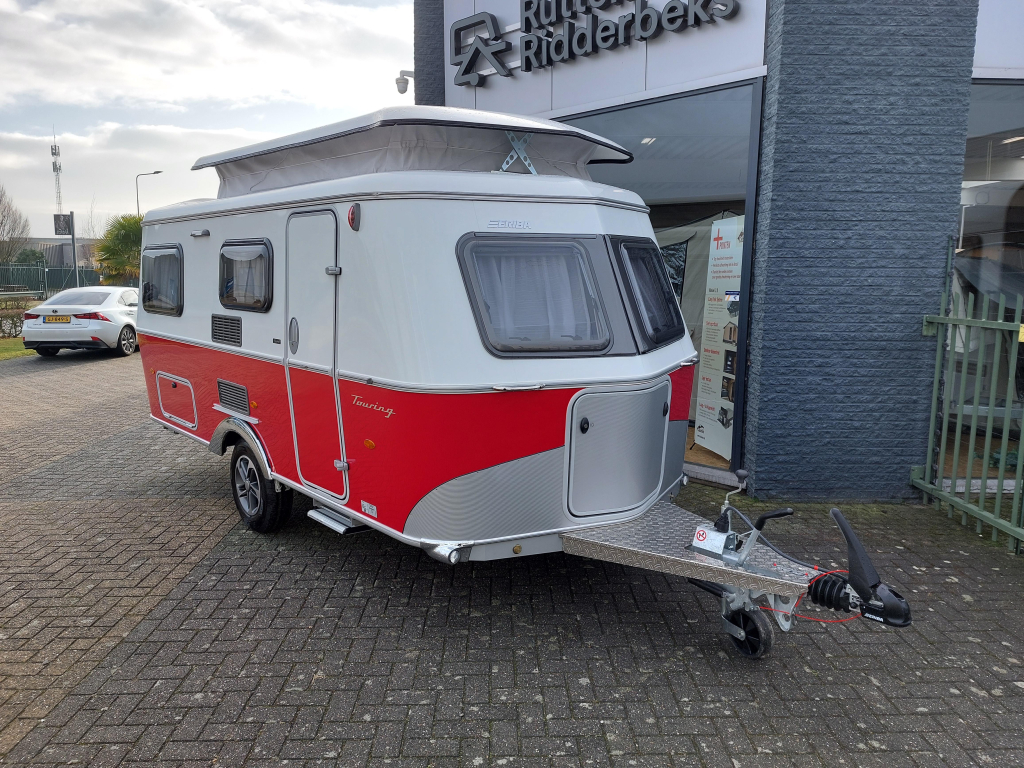 Eriba Touring 542 Tango Red